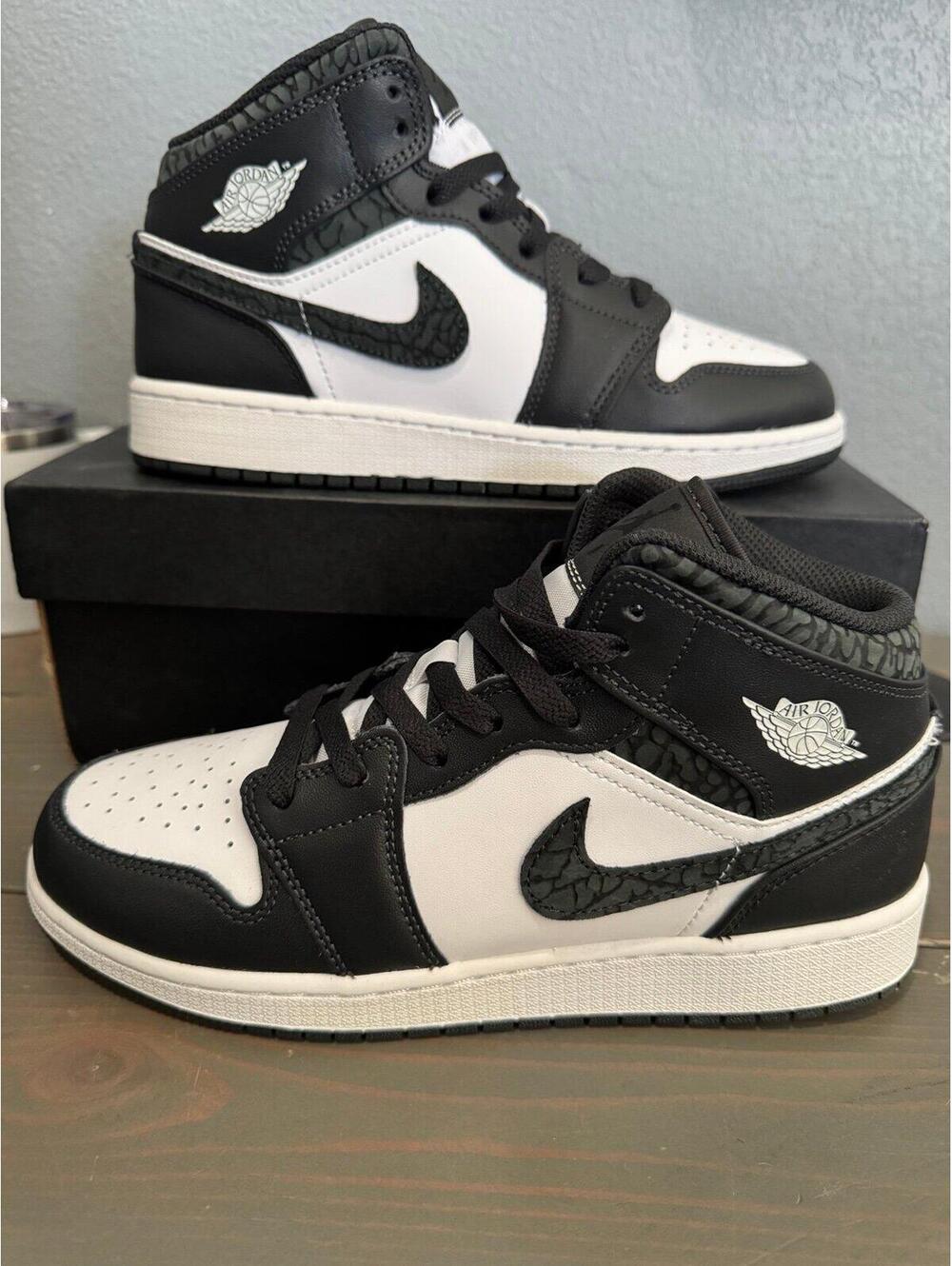 Nike Air Jordan 1 Mid Panda Elephant GS